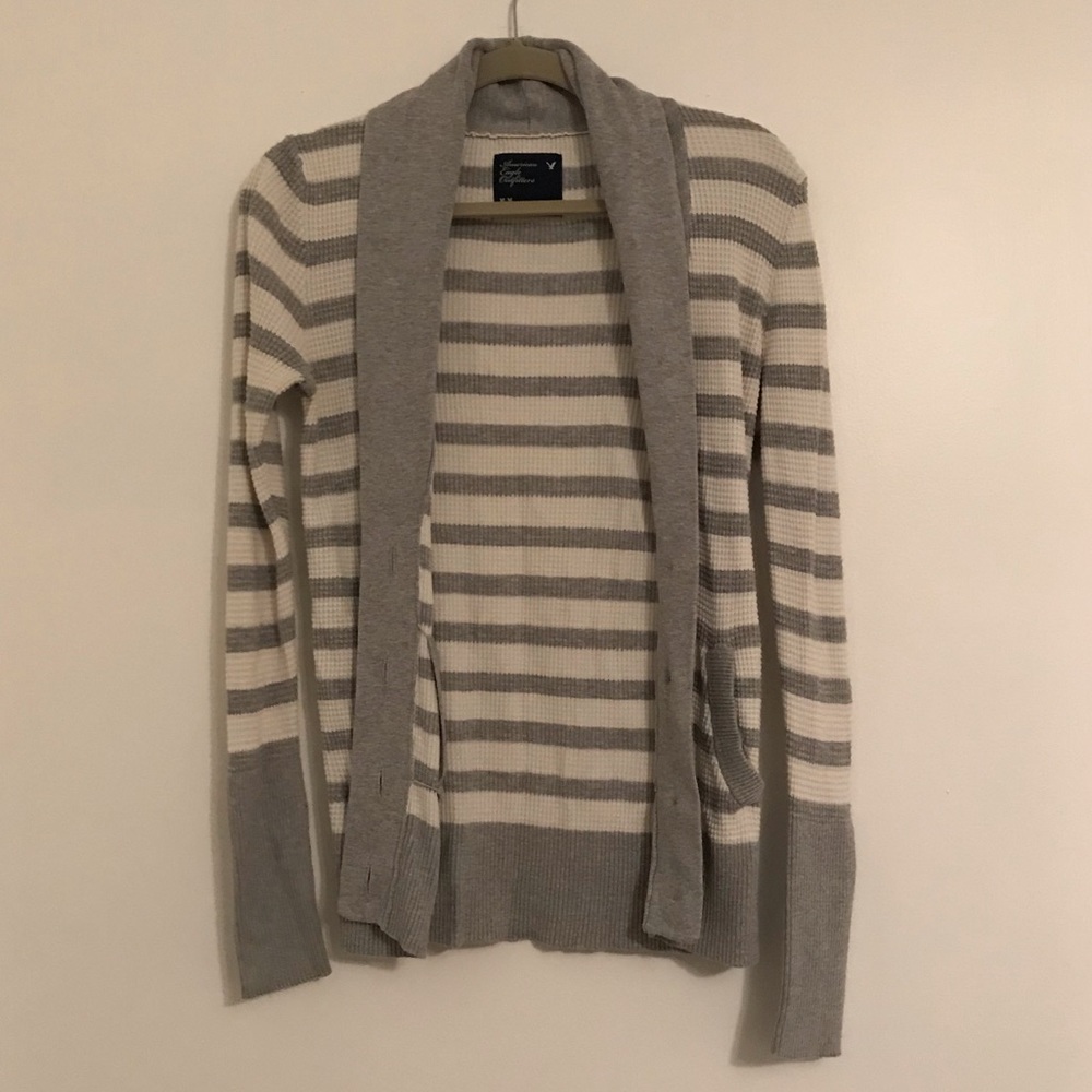 American Eagle Striped Sweater / Cardigan